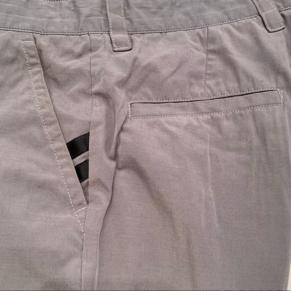 Travis Mathew Shorts Adult Size 34 Gray Flat Front Golf Mens - Picture 6 of 9